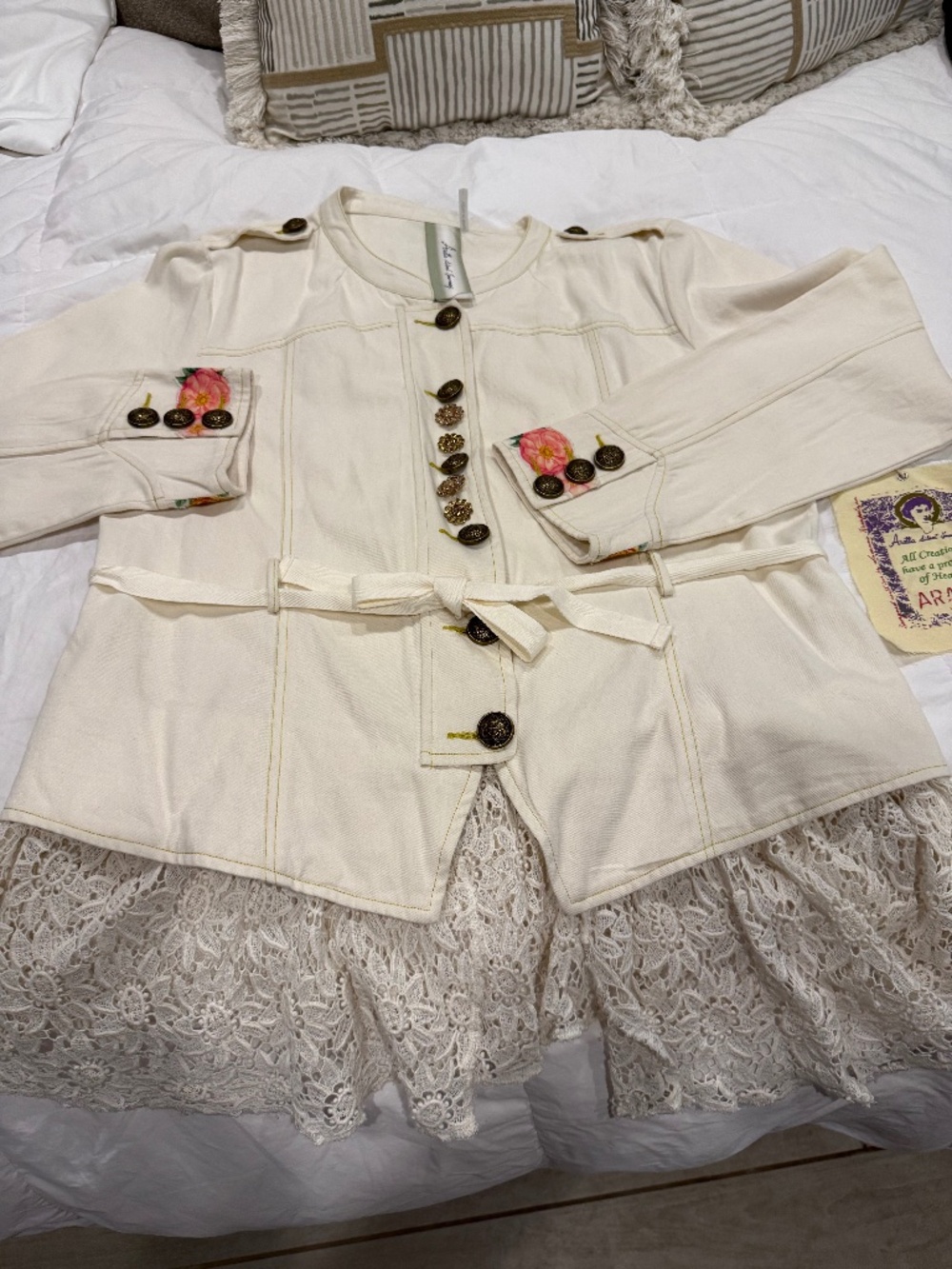 Aratta jacket